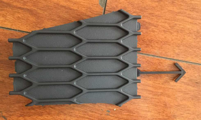 82444204 VOLVO JAUNA FM AIZSARGS SEGUMU LH